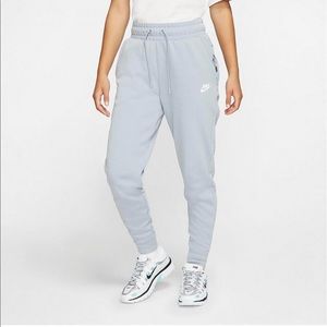 Nike joggers